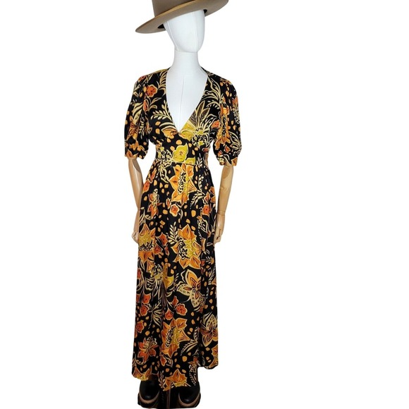 Dress Forum Heavenly Surplice Maxi Fall Dress Women's Small Black Boho Floral - Picture 2 of 11